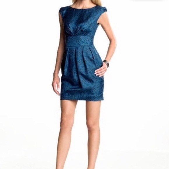 banana republic velvet shift dress